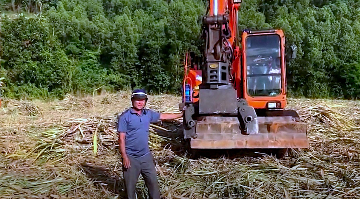 Giải pháp mới cho máy gắp mía để gắp mía lên xe mà không có đất đá và cát